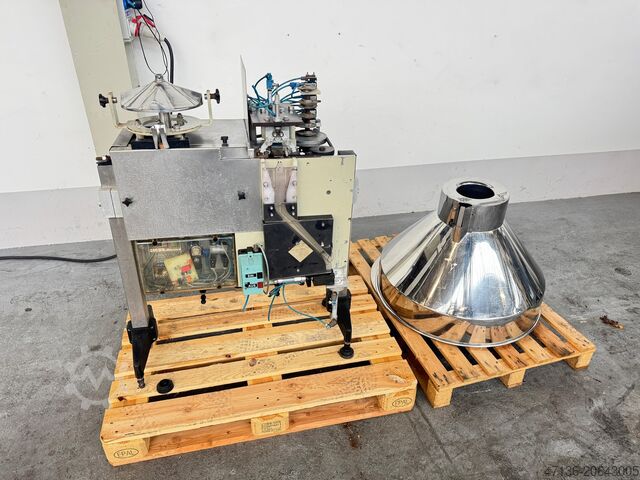 เครื่องจัดตำแหน่งจุกก๊อกแชมเปญ SICK Oriomat 1-2