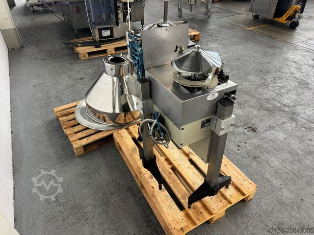 เครื่องจัดตำแหน่งจุกก๊อกแชมเปญ SICK Oriomat 1-2