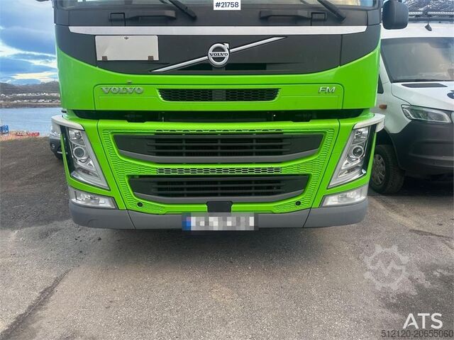 冷蔵/冷凍輸送 Volvo FM450 box truck 6x2 w/ full side opening, 2 zone u