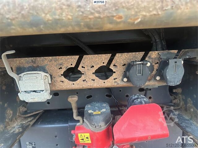 Transporte refrigerado/congelado Volvo FM450 box truck 6x2 w/ full side opening, 2 zone u