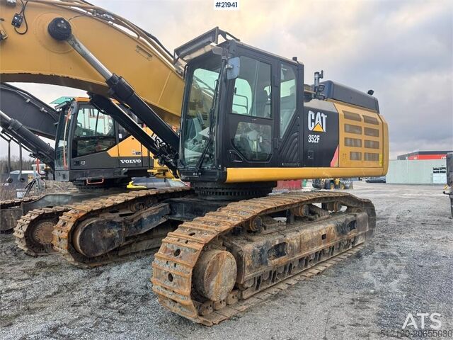 Escavadora de lagartas CAT 352F