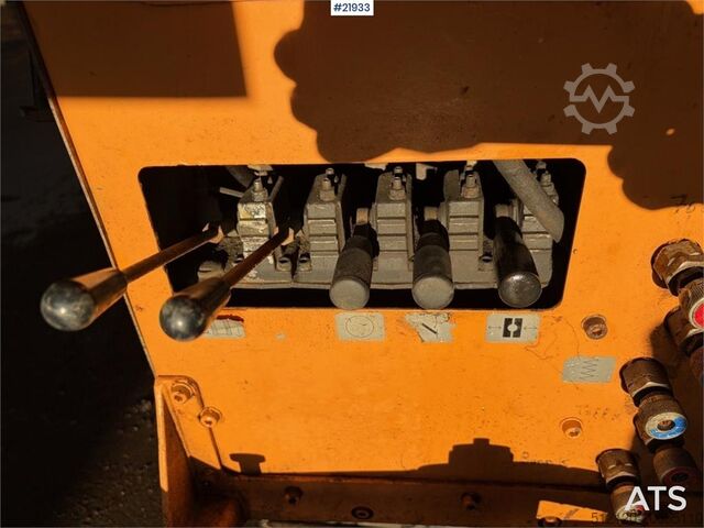 Máquina de perfuração de terras  Geotech 605 Georigger with shear