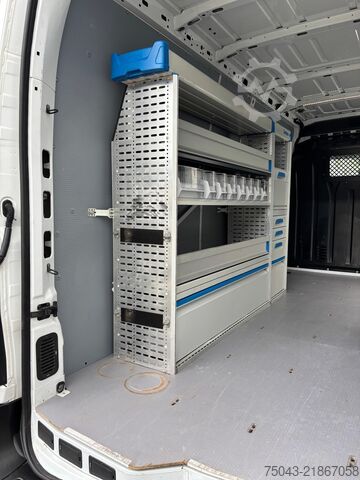 Forhøjet og forlænget kassevogn Renault Master 3,5T L3H2*Allrad*40Tm*Klima*1.Han