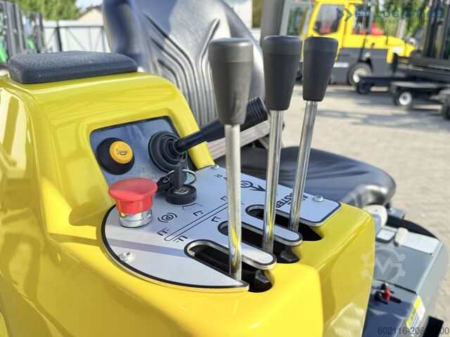 รถยกสำหรับทางเดินแคบ Combilift AISLE MASTER TRIPLEX 8500 FREE LIFT TOP1