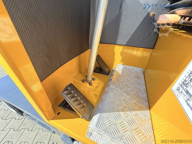 Empilhadeira de quatro direções Combilift C4000 / GAS / DUPLEX 5500 / FREE-LIFT