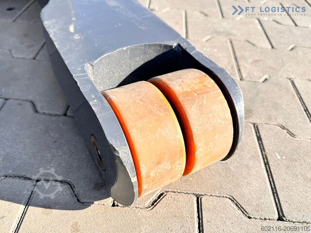 Empilhador de 4 vias Combilift WR / DUPLEX / 4.5M / 2017 / ONLY 30 H