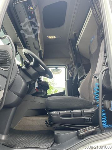 Standard dragbil DAF FT XF 530 NGD, Kipphydraulik