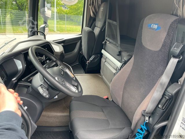 Standard dragbil DAF FT XF 530 NGD, Kipphydraulik