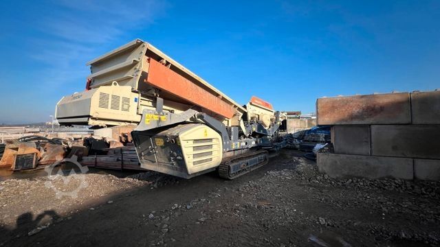 Outro Metso METSO OUTOTEC LOKOTRACK ST2.3*MOBILE SIEBANLAGE
