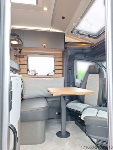 Caravana semiintegrada HYMER/ERIBA ML-T CrossTrail 580 wenig Kilometer