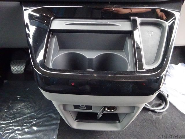 Furgon blaszak FORD Transit Custom Kasten 320 L2 Sport DoKa 4x4 LED