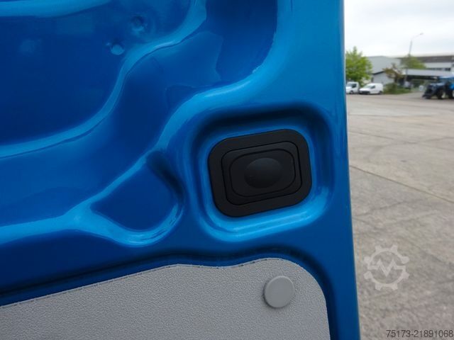 Furgon blaszak FORD Transit Custom Kasten 320 L2 Sport DoKa 4x4 LED