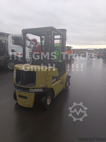Front loader forklift CLARK Diesel / 2,5 Tonnen / CDP-25-H