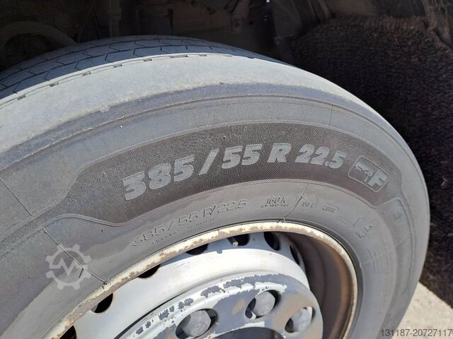 Venjulegur SZM DAF XF 480 FT Space Cab