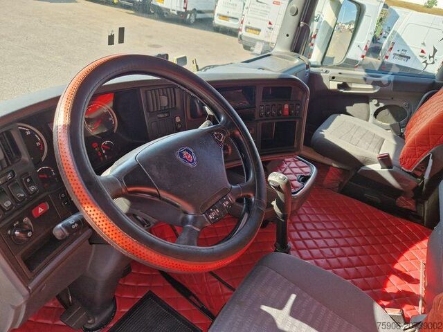 Standard tractor unit Scania R