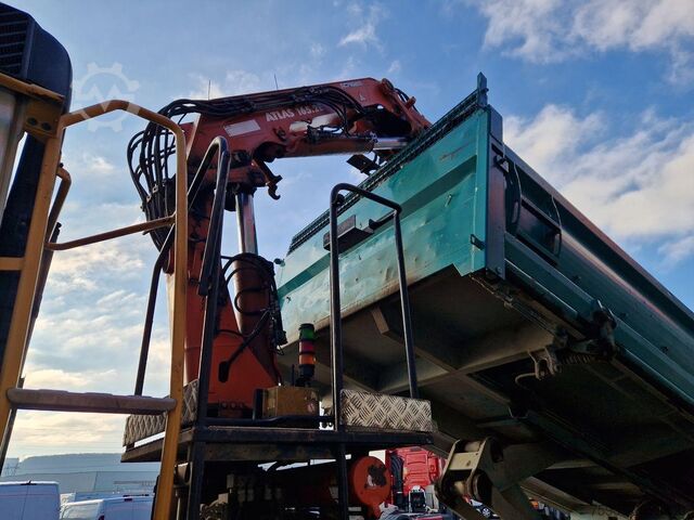 Tovornjak s samooskrbnim vozilom Volvo FMX