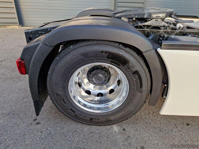 หน่วยรถแทรกเตอร์มาตรฐาน Iveco S-WAY