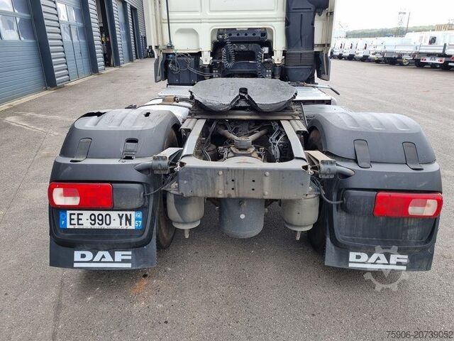 Tracteur routier standard DAF XF460