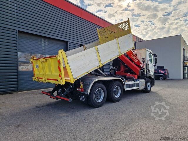 Camion benne Renault Gamme C