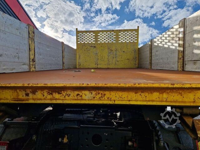 Camion benne Renault Gamme C