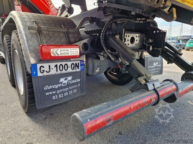 Camion benne Renault Gamme C