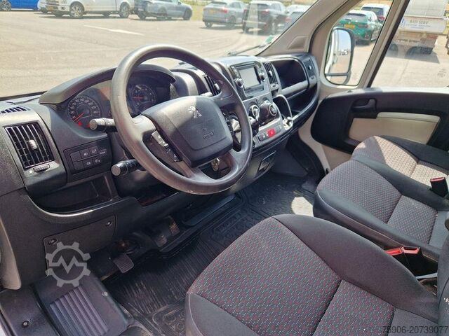 Van Peugeot Boxer