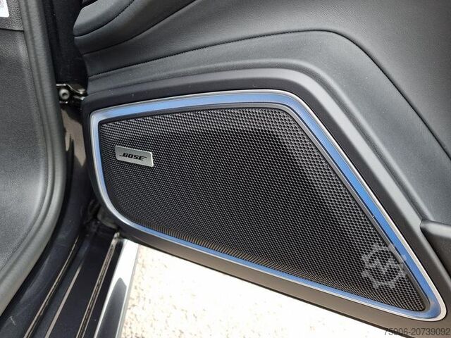 Інші комерційні транспортні засоби Porsche Panamera