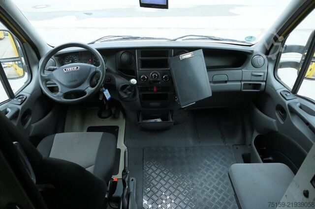 Transporter mit Koffer iveco Daily 35 S11 C30C AUTOMATIK KAMERA Regale LUFT DURCHGANG EURO-5 CoC