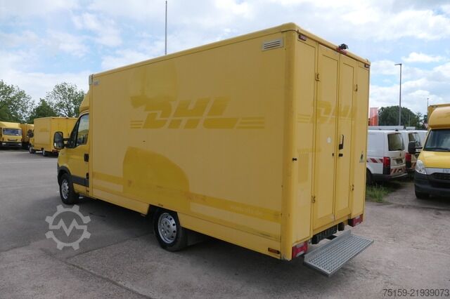 Transporter mit Koffer iveco Daily 35 S11 C30C AUTOMATIK KAMERA MAXI KAMERA Regale LUFT - EURO 5 - CoC