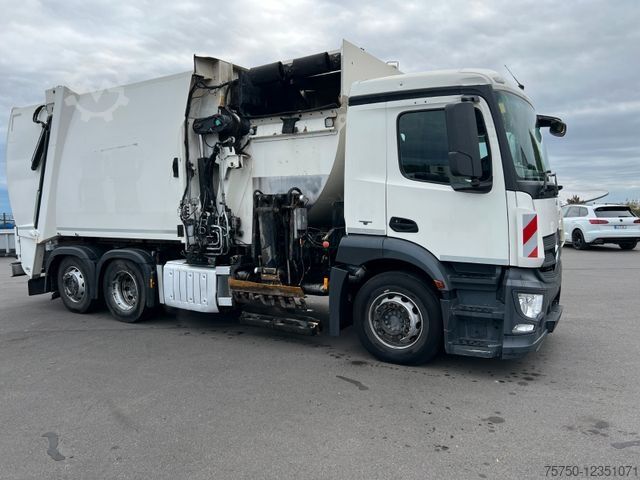 Sopbil MERCEDES-BENZ Antos 2533 6x2 Seitenlader Faun Sidepress