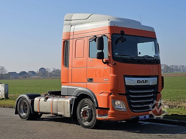 Standaard trekker DAF XF 450 SPACECAB 2X TANK