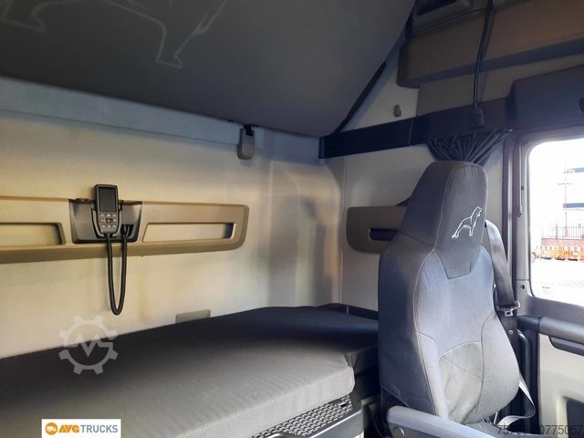 Tūrinis vilkikas MAN 18.510 TGX GX Standklima Retarder 2xTank