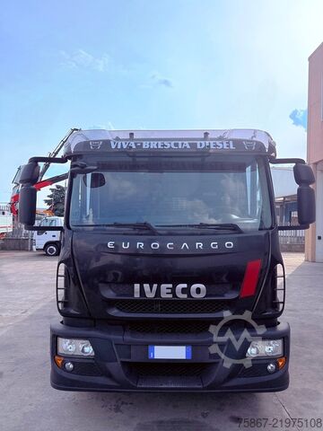 Flatbed truck Iveco EUROCARGO 160E25
