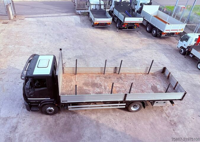 Flatbed truck Iveco EUROCARGO 160E25