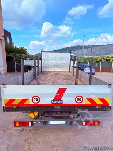 Flatbed truck Iveco EUROCARGO 160E25