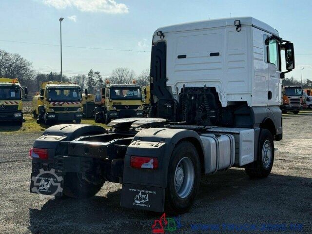 Vakio vetoauto MAN TGX 18.470 4x4 H-Drive Kipphydraulik Kühlschrank