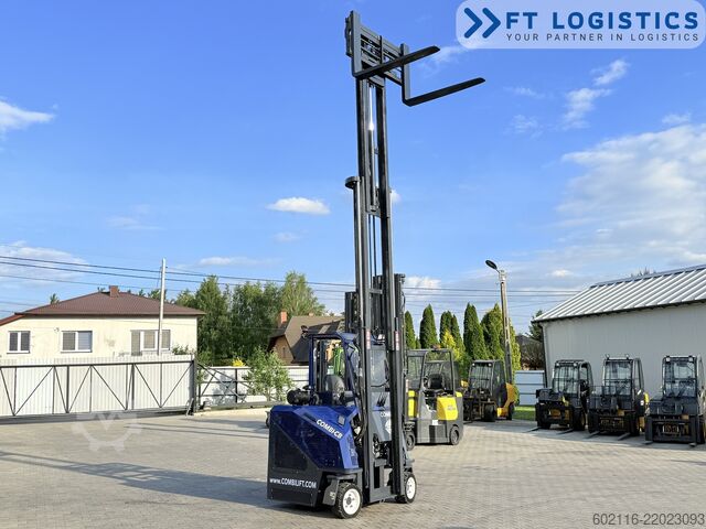 Stivuitor cu patru direcții Combilift CB3000 GAS TRIPLEX 5500 POSITIONER