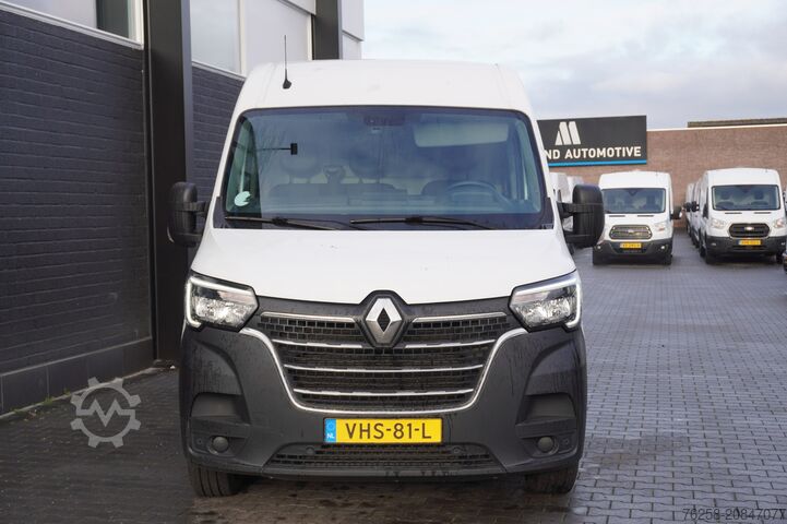 Delivery van Renault Master 2.3 dCi 135PK L2H2 EURO 6 - Airco - Navi...