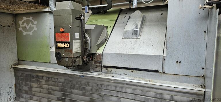 Centre d’usinage universel Deckel Maho MH 800C