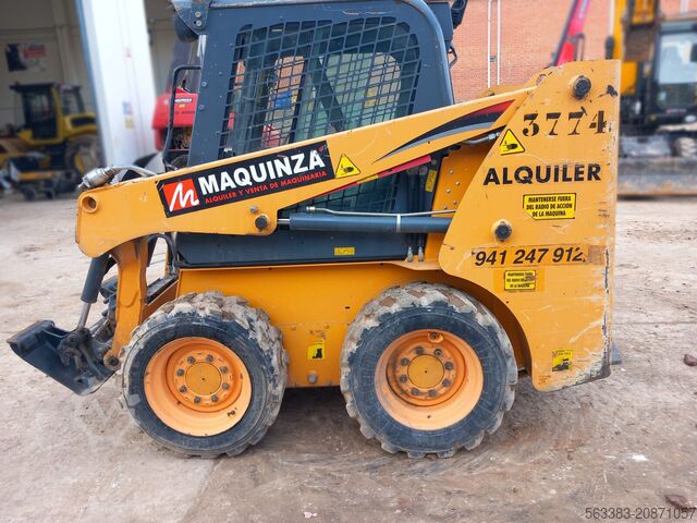 Loader Mustang 1350R