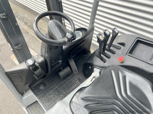 Elektrisk trehjulsgaffeltruck Still RX20-16