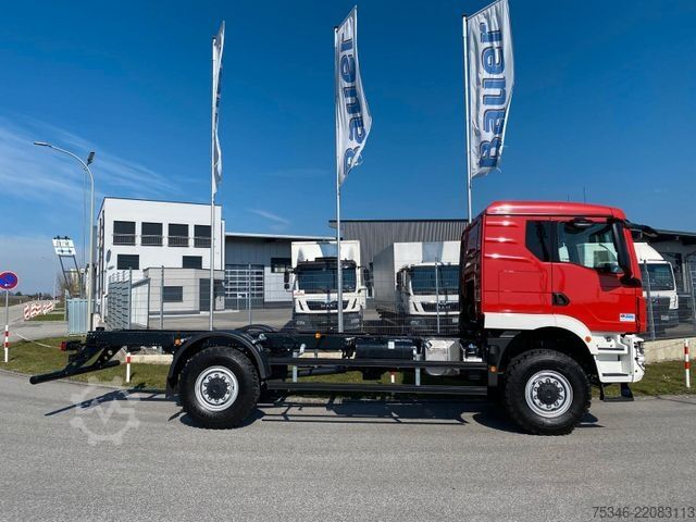 Sasi truk MAN TGM 18.250 4x4 BB/Fahrgestell/3-Sitze/Neu