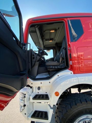 Sasi truk MAN TGM 18.250 4x4 BB/Fahrgestell/3-Sitze/Neu