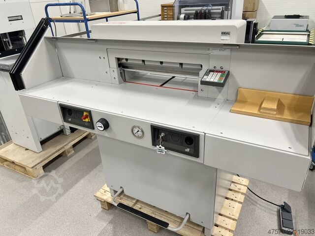 машина для різання паперу Ideal 5222 Digicut Hydraulic Guillotine