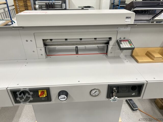 машина для різання паперу Ideal 5222 Digicut Hydraulic Guillotine