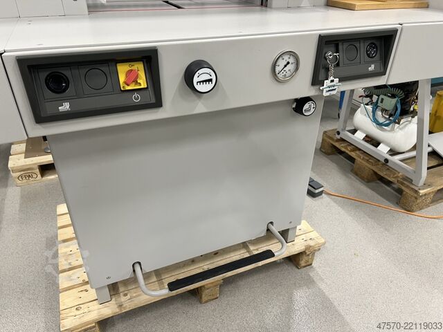 машина для різання паперу Ideal 5222 Digicut Hydraulic Guillotine