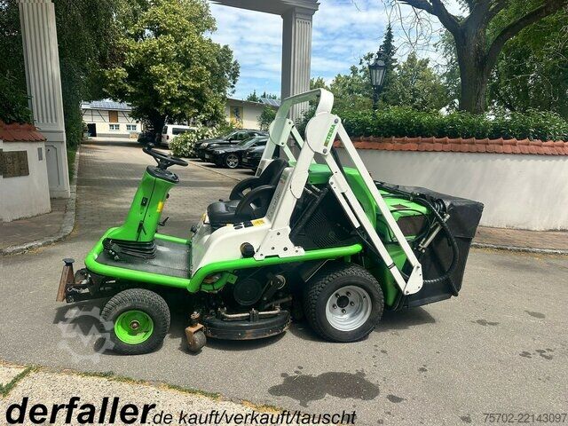 Kombijevsko vozilo  Etesia H124D Profi Aufsitzmäher