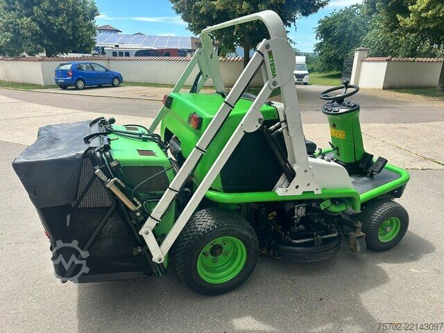 Kombijevsko vozilo  Etesia H124D Profi Aufsitzmäher