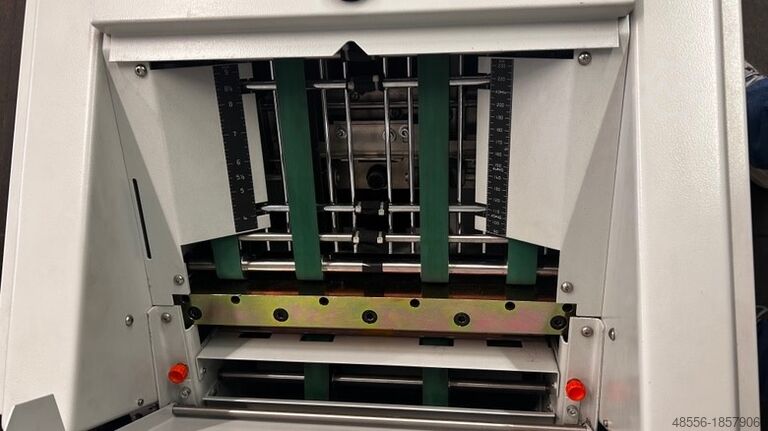 BROŠIŪRŲ GAMYBOS SISTEMA WATKISS Slim Vac ZTM + BookMaster und TrimMaster