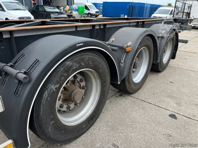 Transport de conteneurs LAG Container Chassis / 40/45 FT / BPW + Drum / 412...
